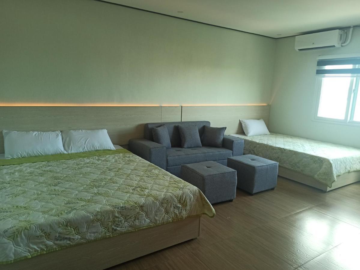 Emmaus Condotel Angeles Exteriér fotografie