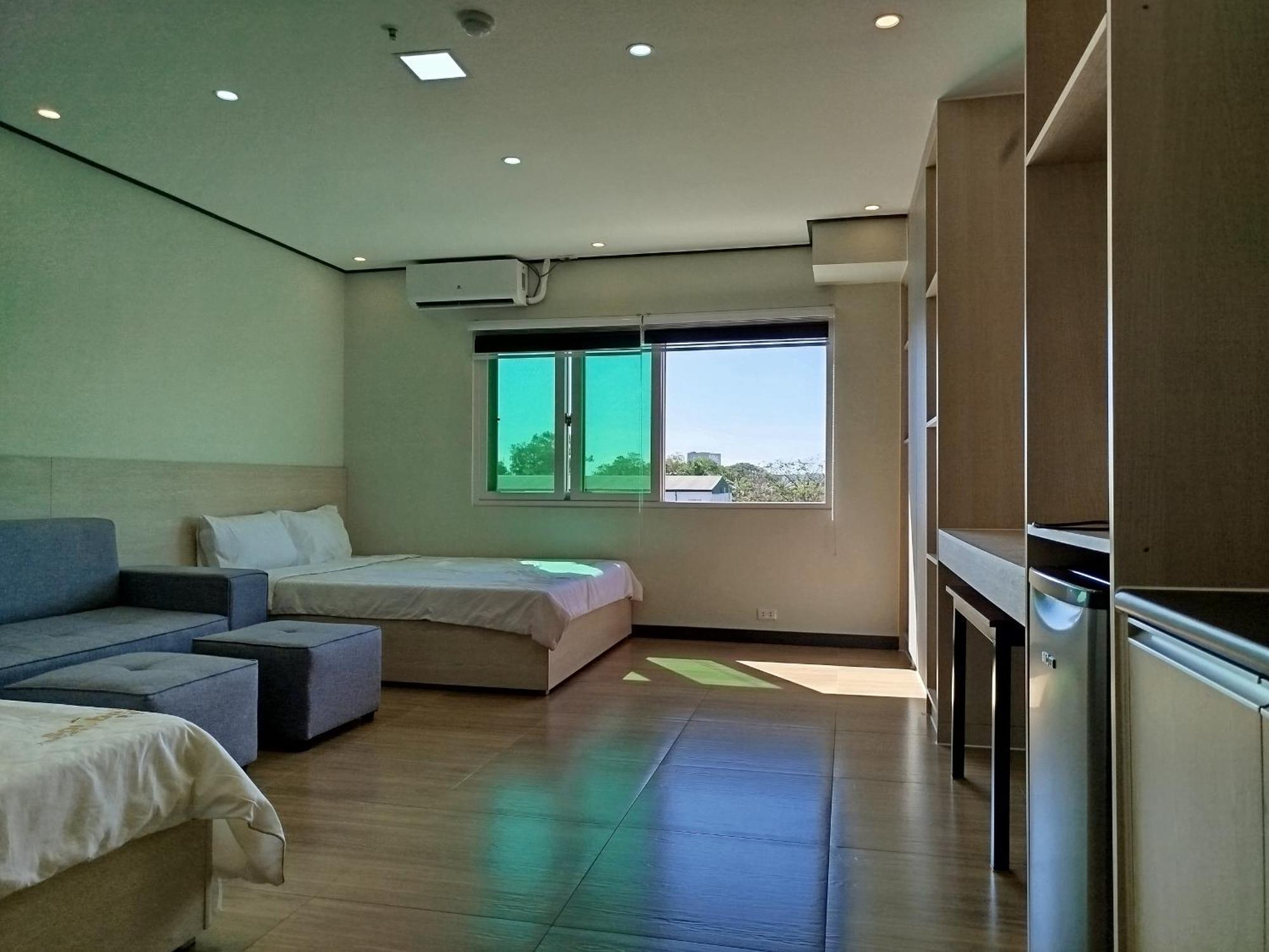 Emmaus Condotel Angeles Exteriér fotografie