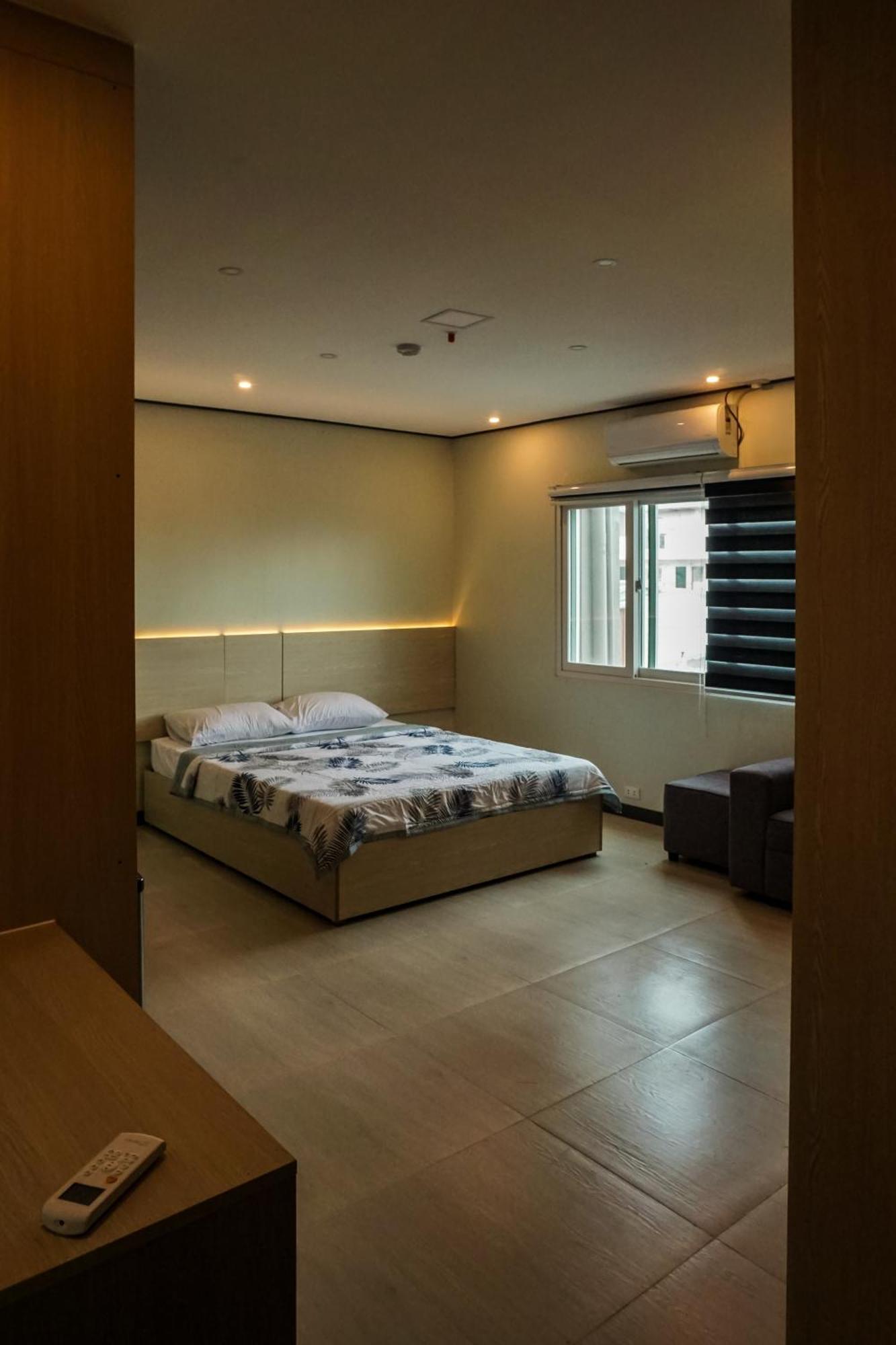 Emmaus Condotel Angeles Exteriér fotografie